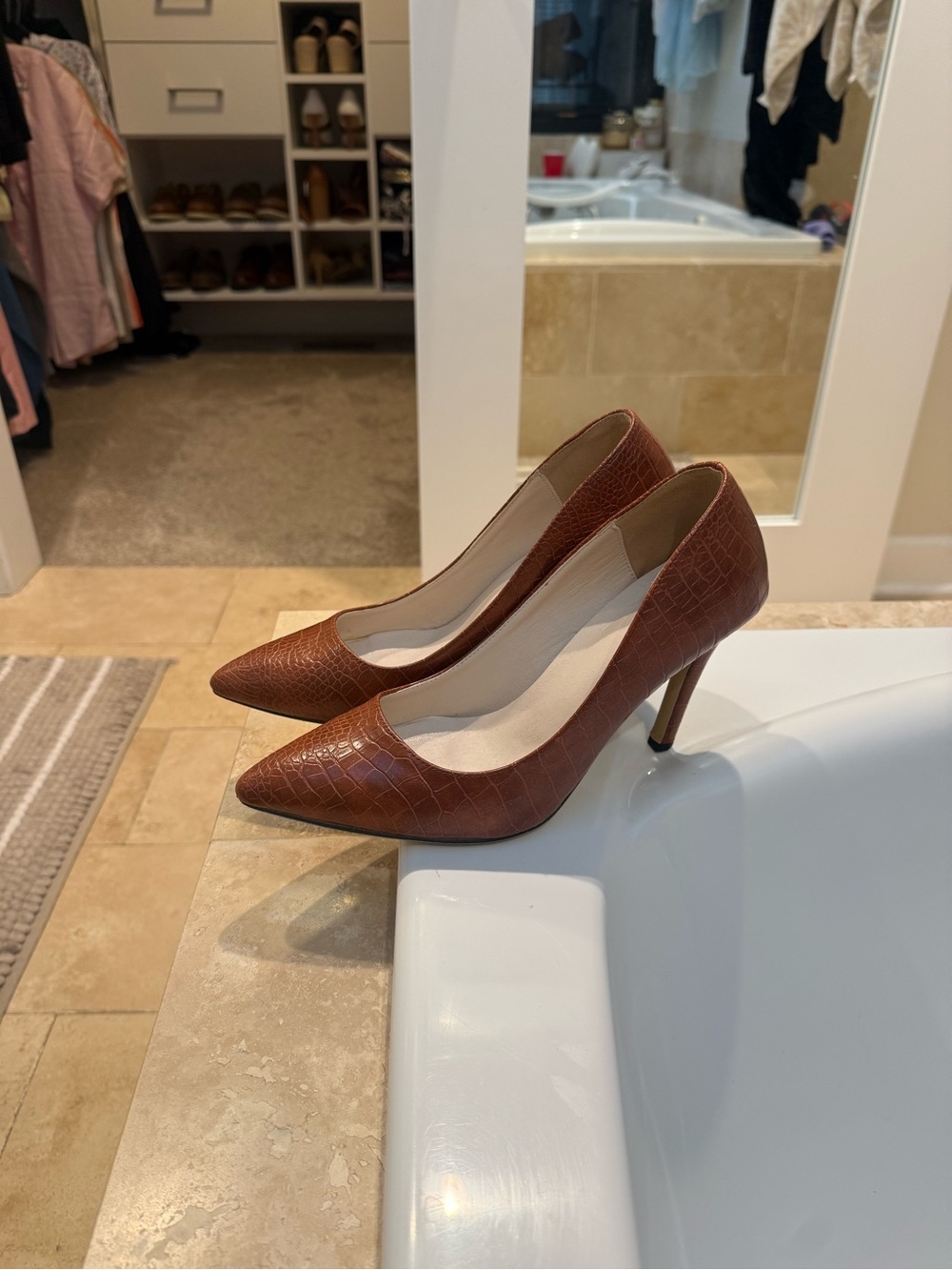 Classic Pointed-Toe Brown Croc-Embossed Pumps
